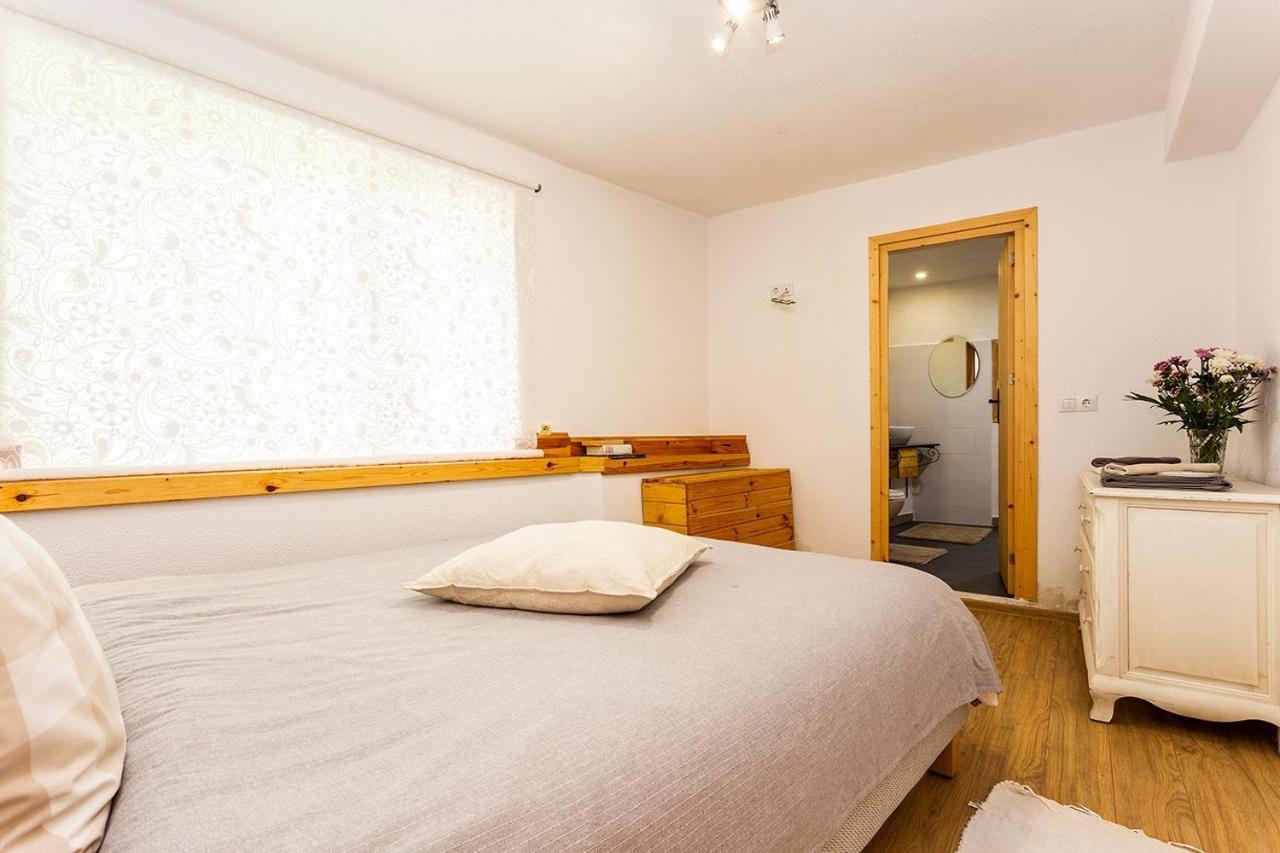 Garmen Hills Guest Houses Luaran gambar