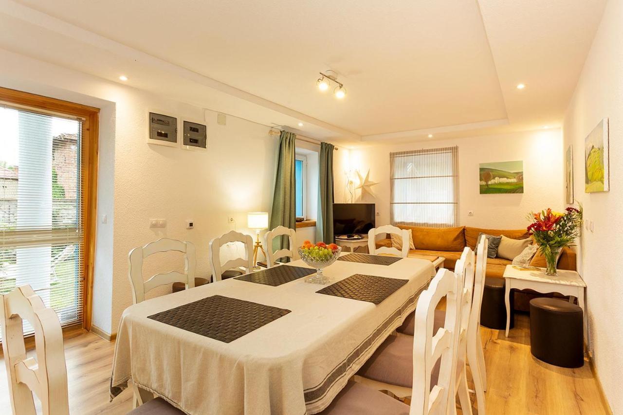 Garmen Hills Guest Houses Luaran gambar